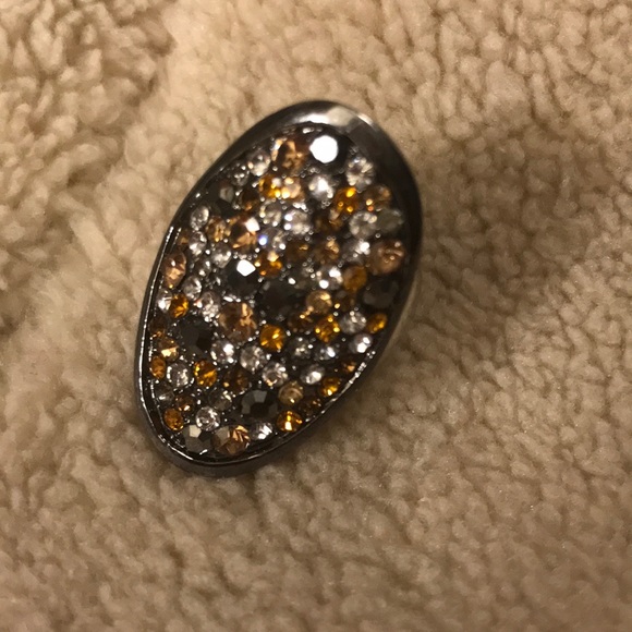 Lia Sophia Jewelry - Lia Sophia wishing well ring size 7 Lia Sophia Jewelry - Lia Sophia wishing well ring size 7